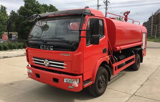 東風(fēng)多利卡消防灑水車︱8噸消防灑水車